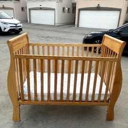 Oak Wood Baby Crib 