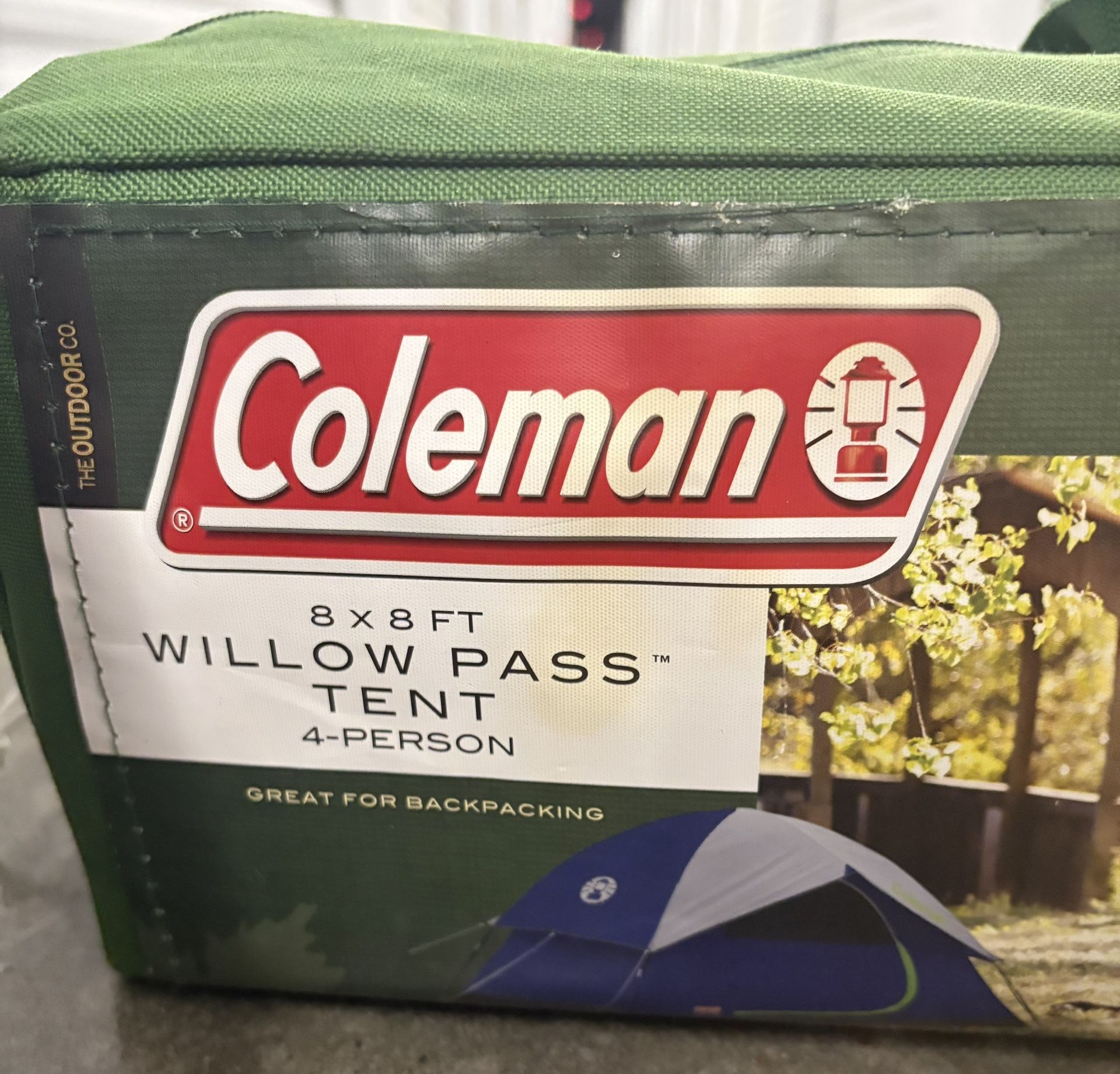 New! Coleman 4 Person Tent
