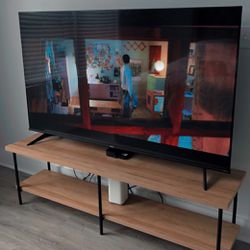 65” Hisense Smart Tv