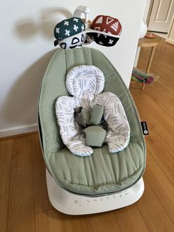4moms Mamaroo Swing With Newborn Insert