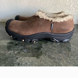 Keen Women's Bailey Slip-On insulated clogs 