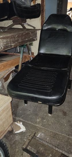 Tattoo Chair
