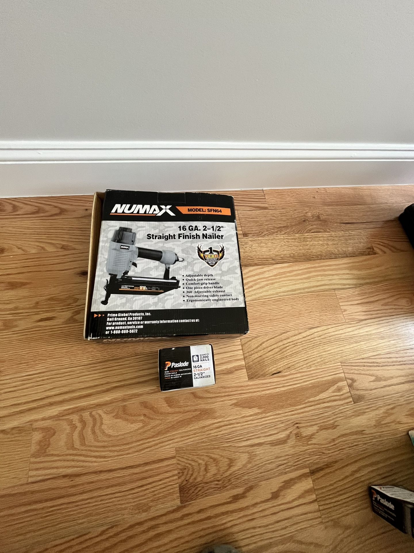 NuMax Pneumatic 16-Gauge 2-1/2 in. Straight Finish Nailer + 1 Box Paslode 16 GA 2-1/2” straight galvanized finish nails, 2000pc.