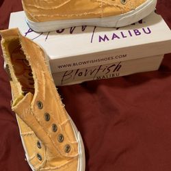 Blow Fish Tennis Shoes