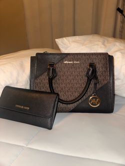 Michael Kors Handbag and Wallet Set