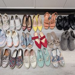 Woman's Shoes  8,5-9