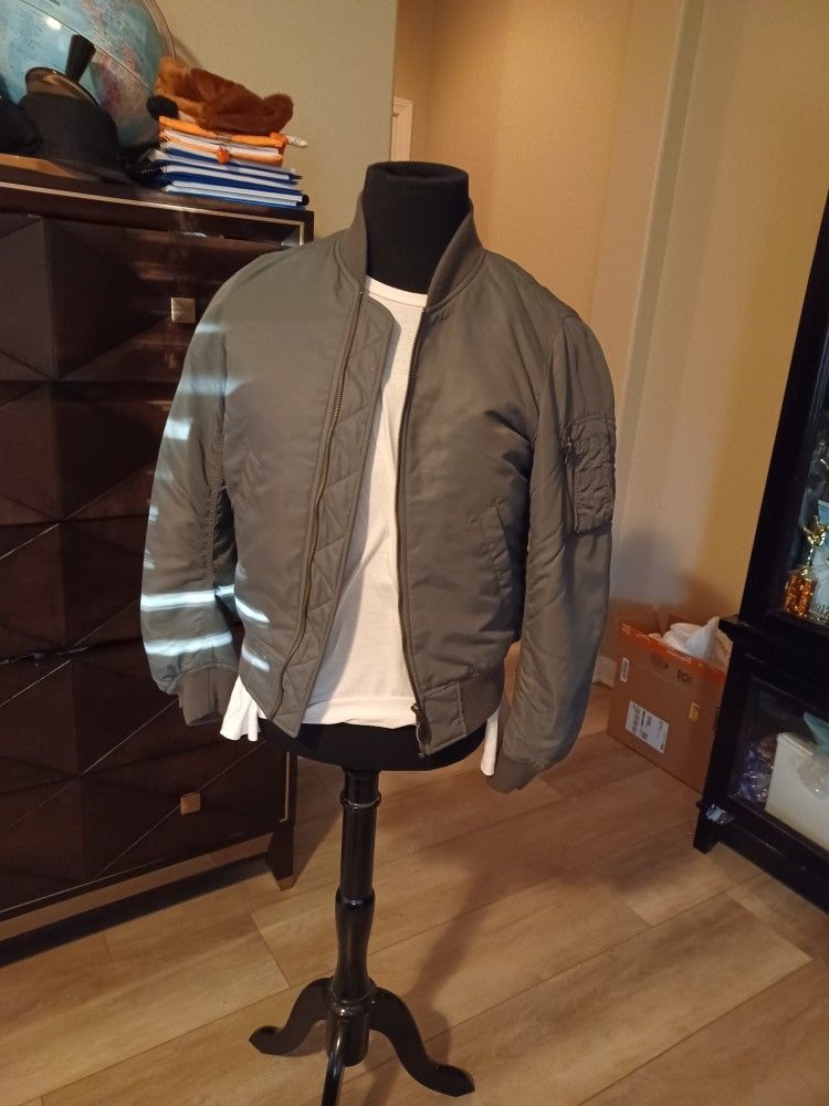 Bomber Jacket " Uniqlo " Brand Size Small