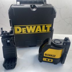 Dewalt Self-Leveling Cross Line Laser Level