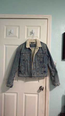 Medium Sherpa Fleece Jacket (Pristine Condition)