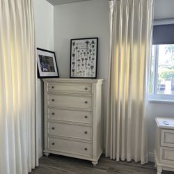 Selling Two Dresser With Beige Color 
