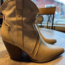 Women’s Leather Boots Beast Brand
