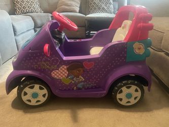 Doc McStuffins electric car