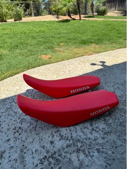 2 Honda Dirt Bike Seats – OEM Red Seat Assemblies – Excellent Condition