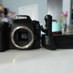 Canon 90D