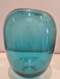 Blue Vase, Modern Style