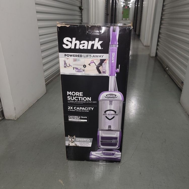 Shark Vacuum NIB