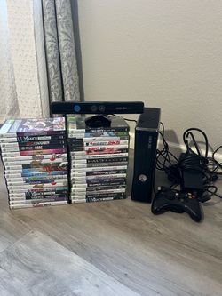 Xbox 360 Slim w Kinect Bundle