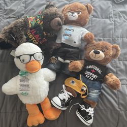 Build-A-Bear Lot