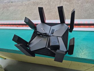 TPLINK QUAD BANDS ARCH AXE300 GAMING ROUTER