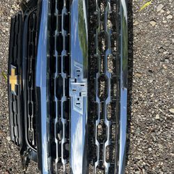 2016-18 Chevrolet Silverado Grilles Oem