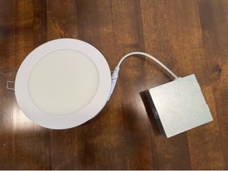 Recessed lights - Daylight - excellent condition