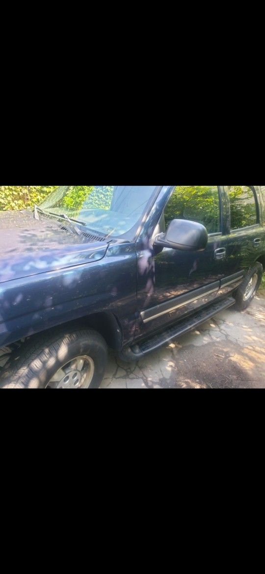 2003 Chevy Tahoe  For  Parts Only 