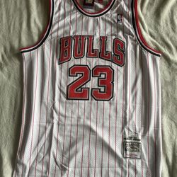 Men’s Jersey New In Package Size XXL ( Fits Like XL