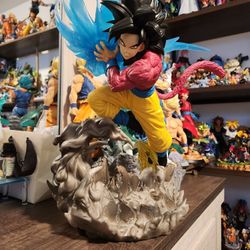 Dragon Ball Figures Goku New , Pick Up Only.
