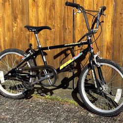 Vintage BMX 1994 Redline RL340 Compe - 99% Orig8nal With RL Tread tires! 90’s mid School, Nice RL Stamped Components 20 Inch Racing