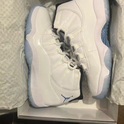 JORDAN 11s -DEAD STOCK