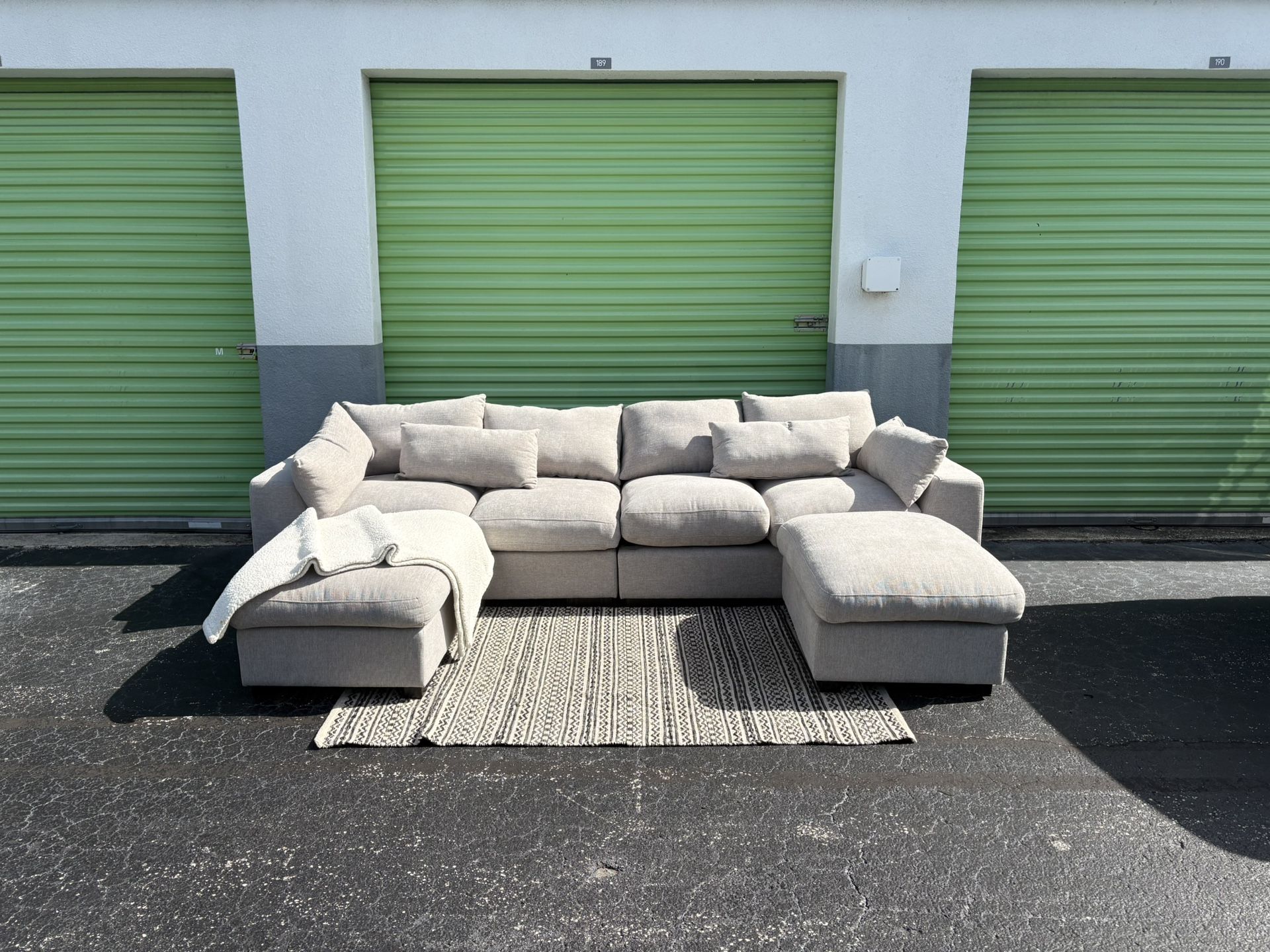 Free Delivery - Grey Modular 4pc Like New!