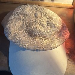 Gucci hat small