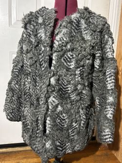 Women Vegan Faux Fur Winter Jacket M L