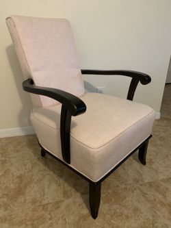 Elegant Accent Chair