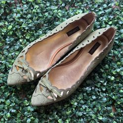 Norstrom’s brand designer women’s flats