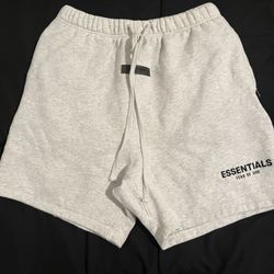 Essential Shorts 