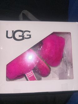 Hot Pink Fluffy Ugg Slides