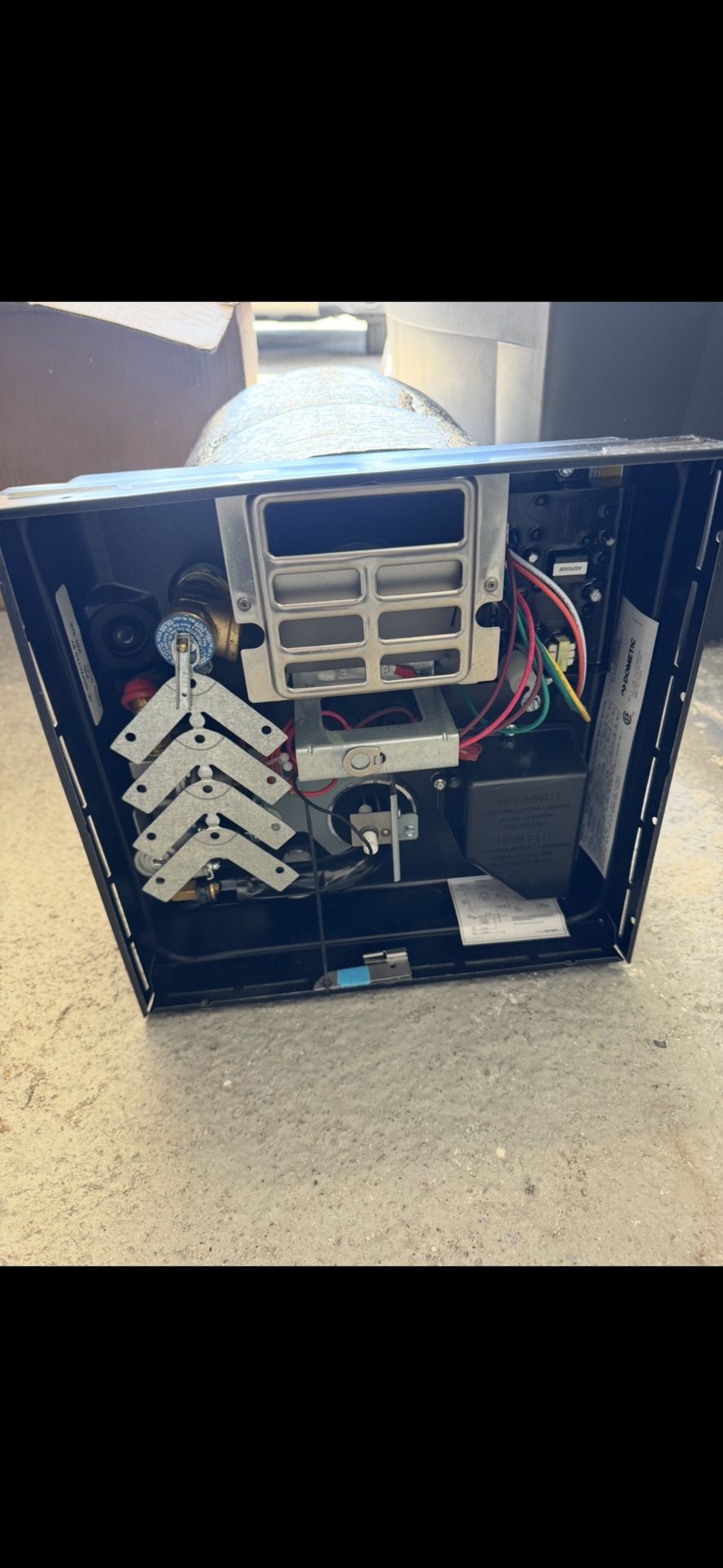 ATWOOD/ DOMESTIC NEW RV HOT WATER HEATER