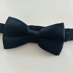 Men’s Navy Blue Bow Tie New