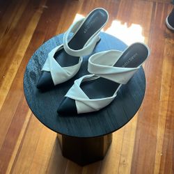 Black & White Heel 