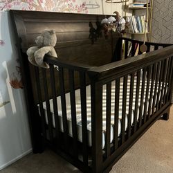 Taylor Convertible Crib