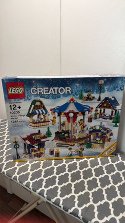 LEGO Creator Winter Village Market 10235