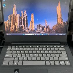 Lenovo Laptop IdeaPad 3
