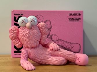 KAWS TIME OFF - Pink