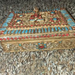 Jewlery box?