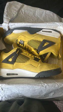 size 10 jordan 4 lightning