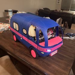 LOL Surprise OMG 4-in-1 Glamper Fashion Camper - Electric Blue