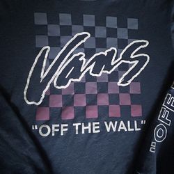 Vans off the wall youth or men’s small NWT long sleeve shirt