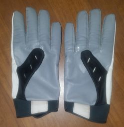 Nike Elite Remix Football Gloves for Sale in North Olmsted OH OfferUp