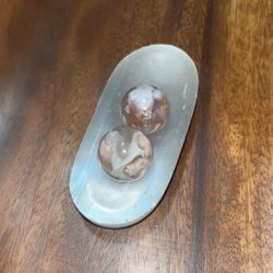 2)Flower Agate Spheres